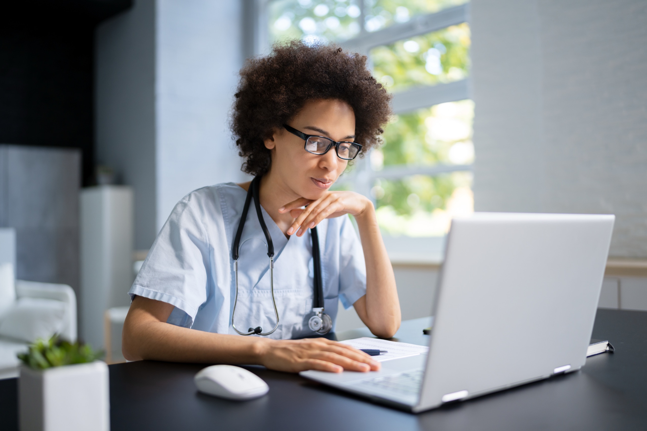 Travel Nurse Tips: How to Compare Pay Packages Travel Nurse Tips: How to Compare Pay Packages