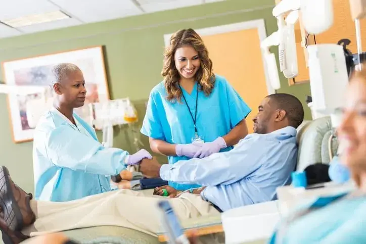 what to expect from a travel nurse preceptor