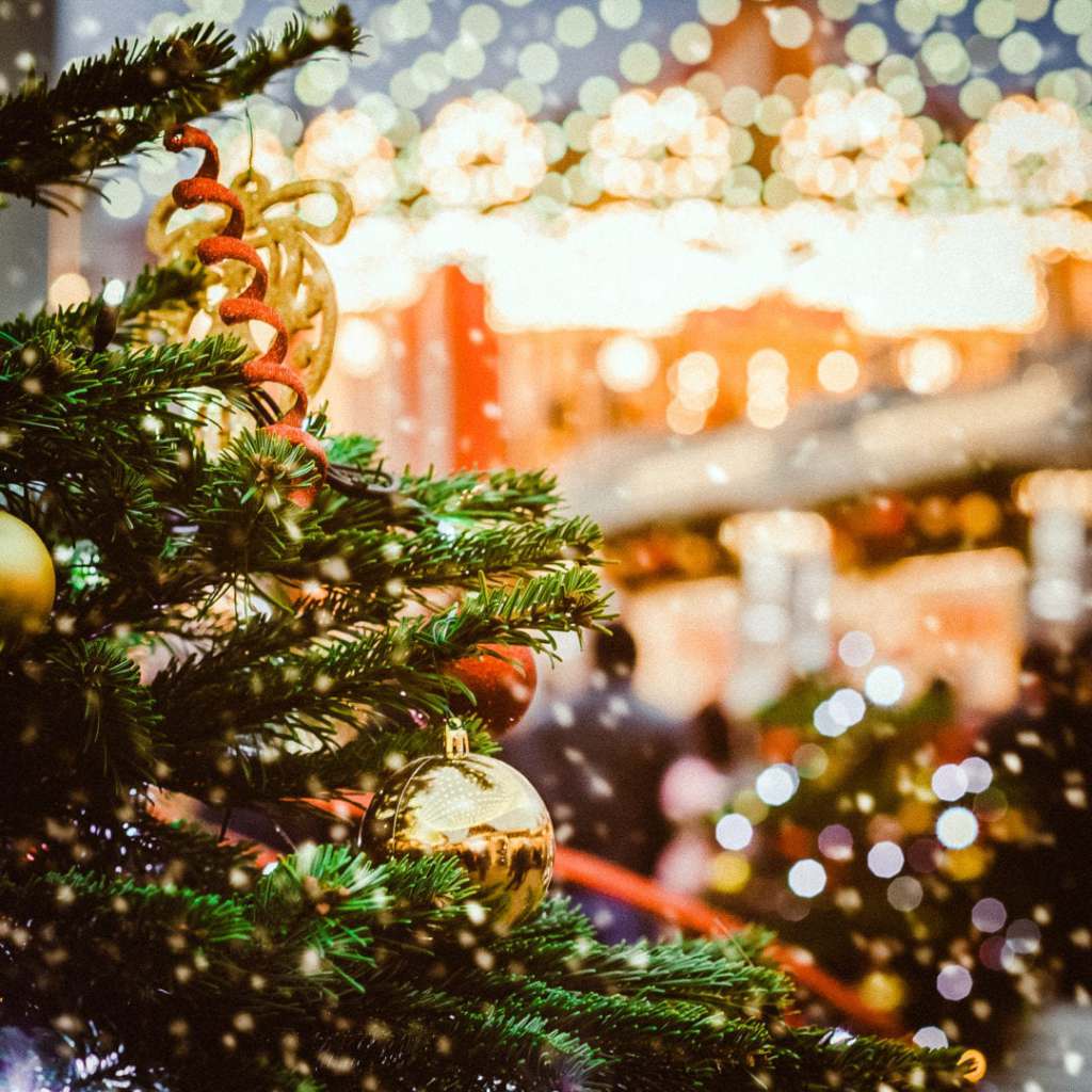 5 Tips for Surviving the Holidays While on Assignment top christmas festivals in the us