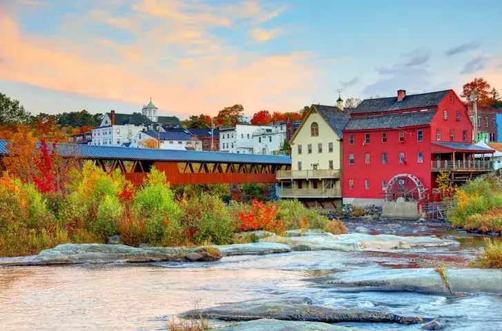 A Guide to New England for Healthcare Travelers Littleton, New Hampshire