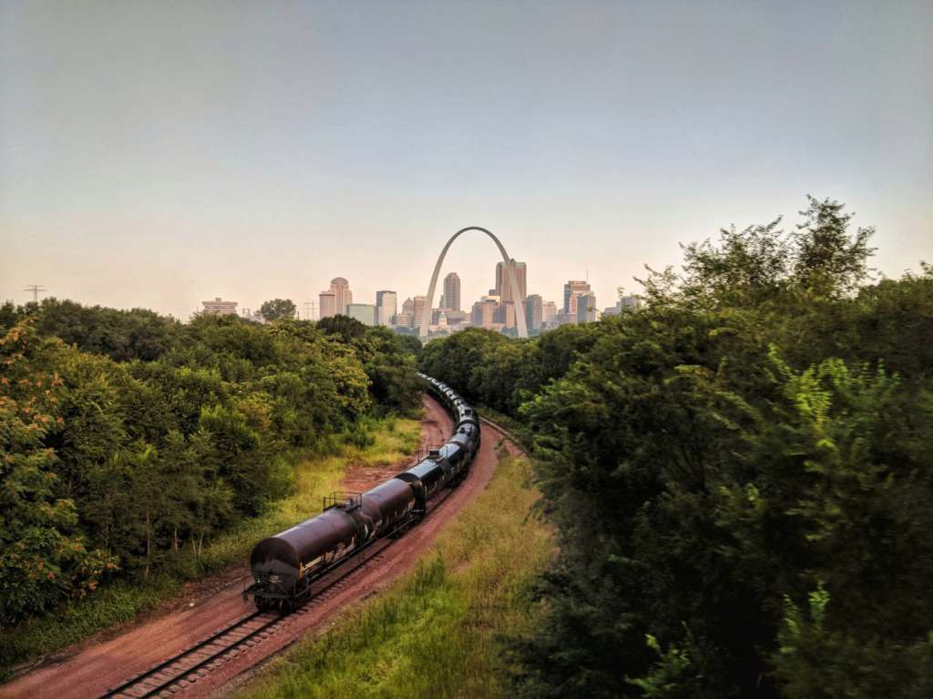 Healthcare Traveler's Guide to the Midwest missouri travel rn