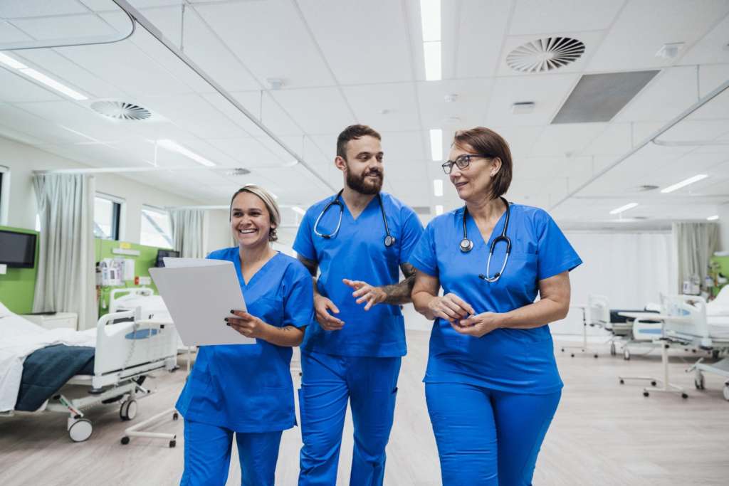 Tips for Adjusting to a New Facility as a Traveler