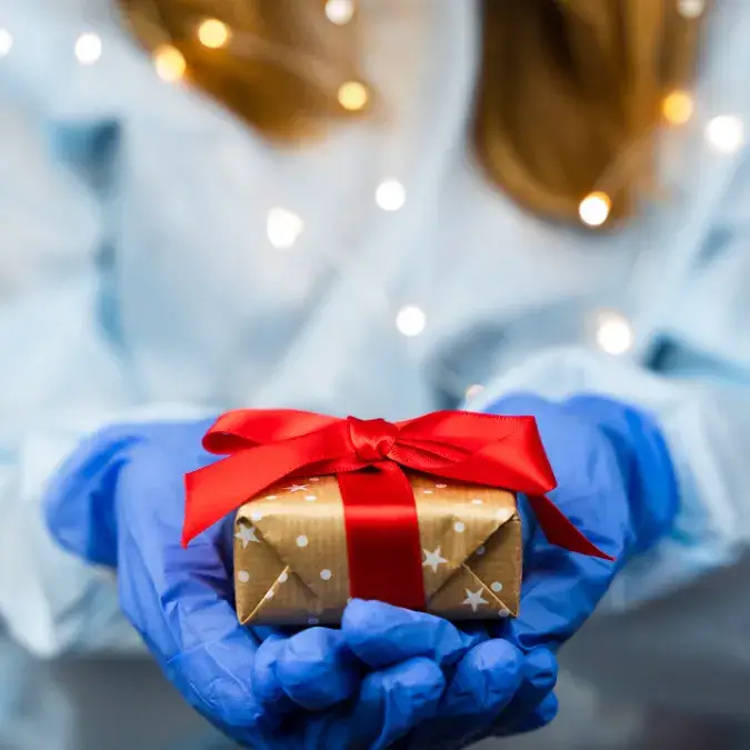 Gifts for Healthcare Traveling Minimalists Gifts for Healthcare Traveling Minimalists